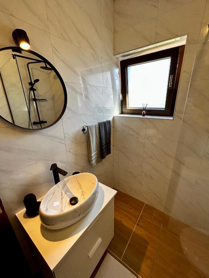 Ferienwohnung Elentoni Fažana Exterior foto